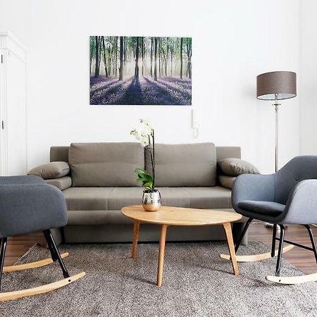Droy By Rockchair Apartments L Superhost Status L 2 Bedroom Boxspringbeds Next To Center "Kurfuerstendamm" - Cozy Family & Business Flair Welcomes You! Berlín Exteriér fotografie