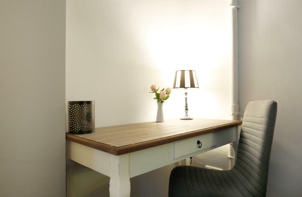 Droy By Rockchair Apartments L Superhost Status L 2 Bedroom Boxspringbeds Next To Center "Kurfuerstendamm" - Cozy Family & Business Flair Welcomes You! Berlín Exteriér fotografie